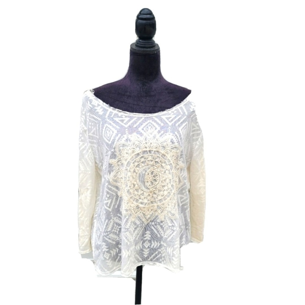 Aeropostale Color Cream Boho Style Top Crochet Design Embroidered size S